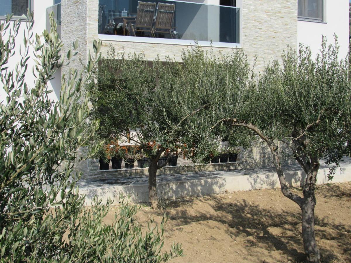 Olives Garden Apartment Trogir Exterior photo