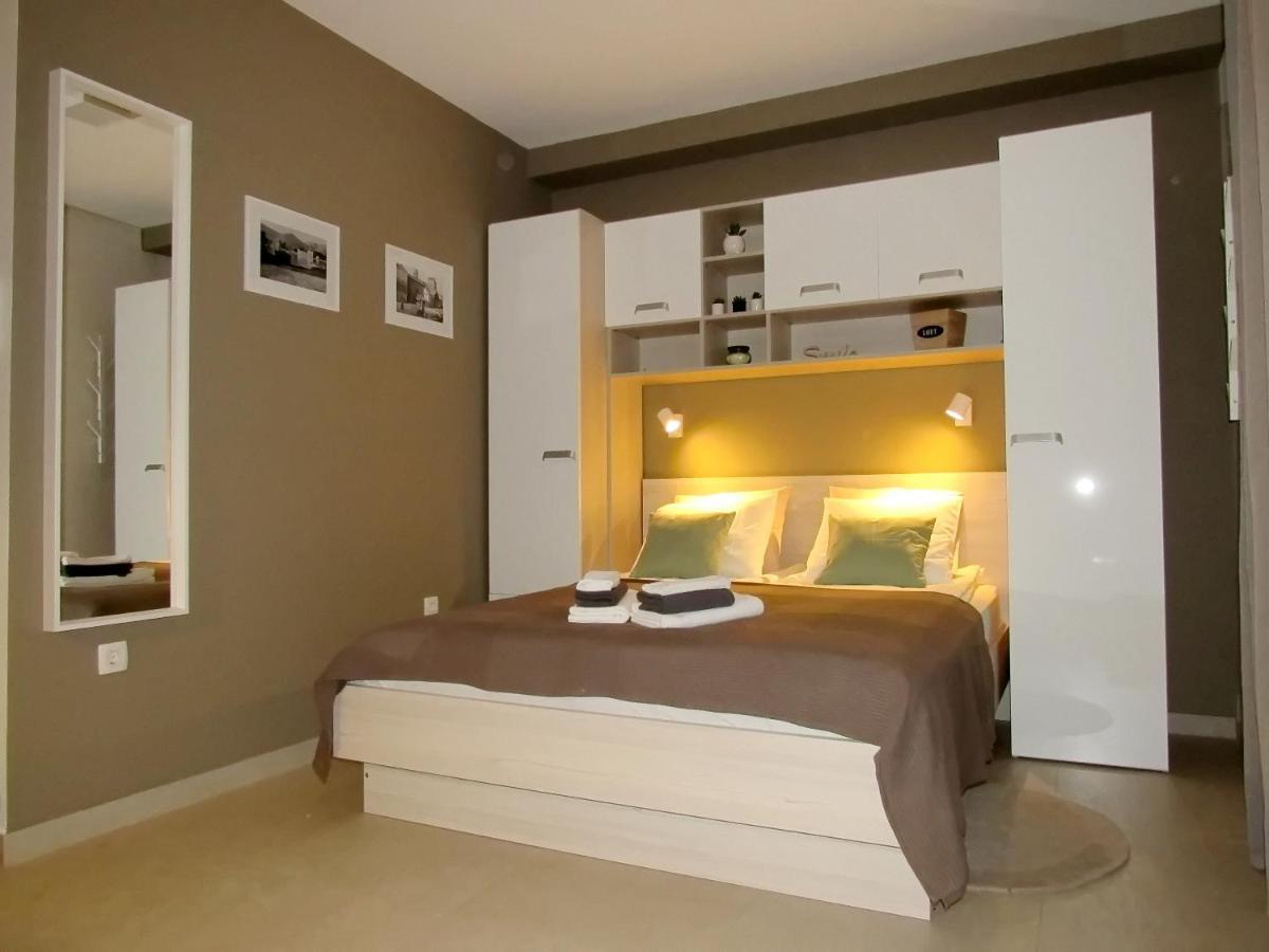 Olives Garden Apartment Trogir Exterior photo