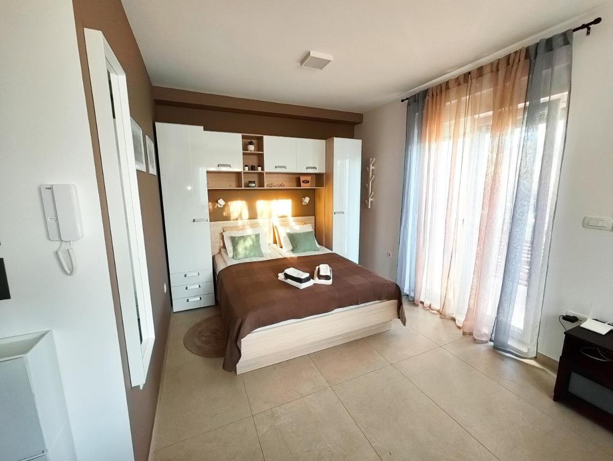 Olives Garden Apartment Trogir Exterior photo